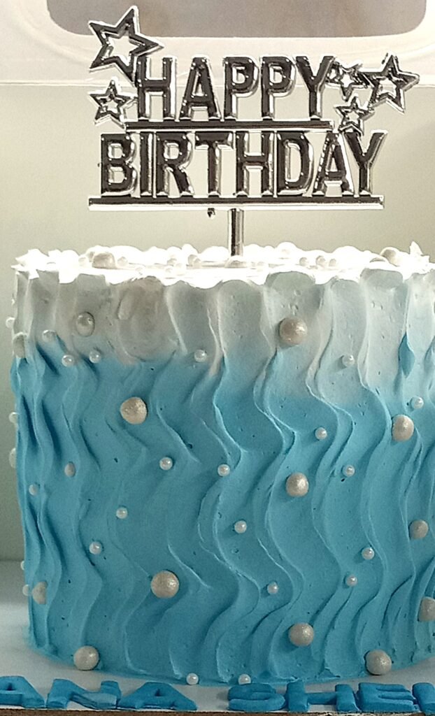 White and skyblue theme zigzag edges cake
