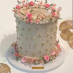 Special cake with pink flowers