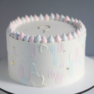 Elegent white cream cake