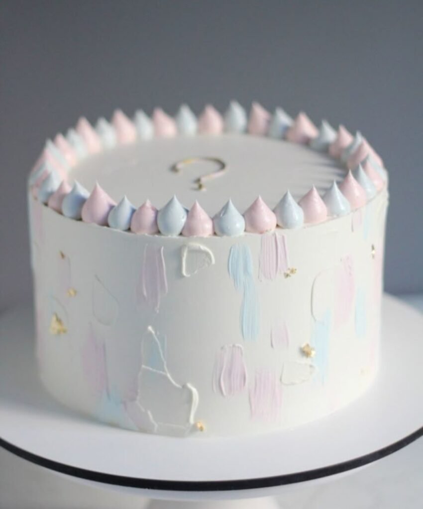 Elegent white cream cake