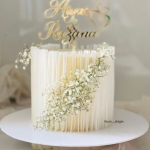 Modern style cake with waffer paper edge with baby breadth