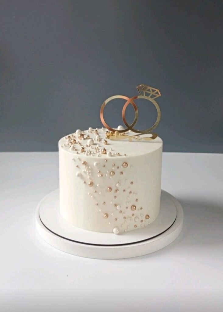 Engagement ring cake with pearls